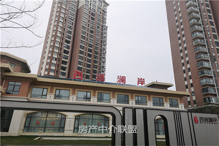 城东远航国际3室2厅2卫154m2简单装修